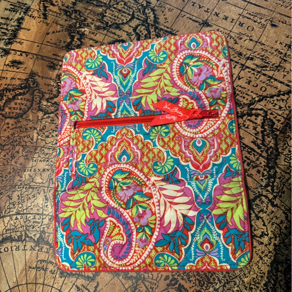 Vera Bradley Paisley in Paradise trifold wallet - Picture 3 of 3